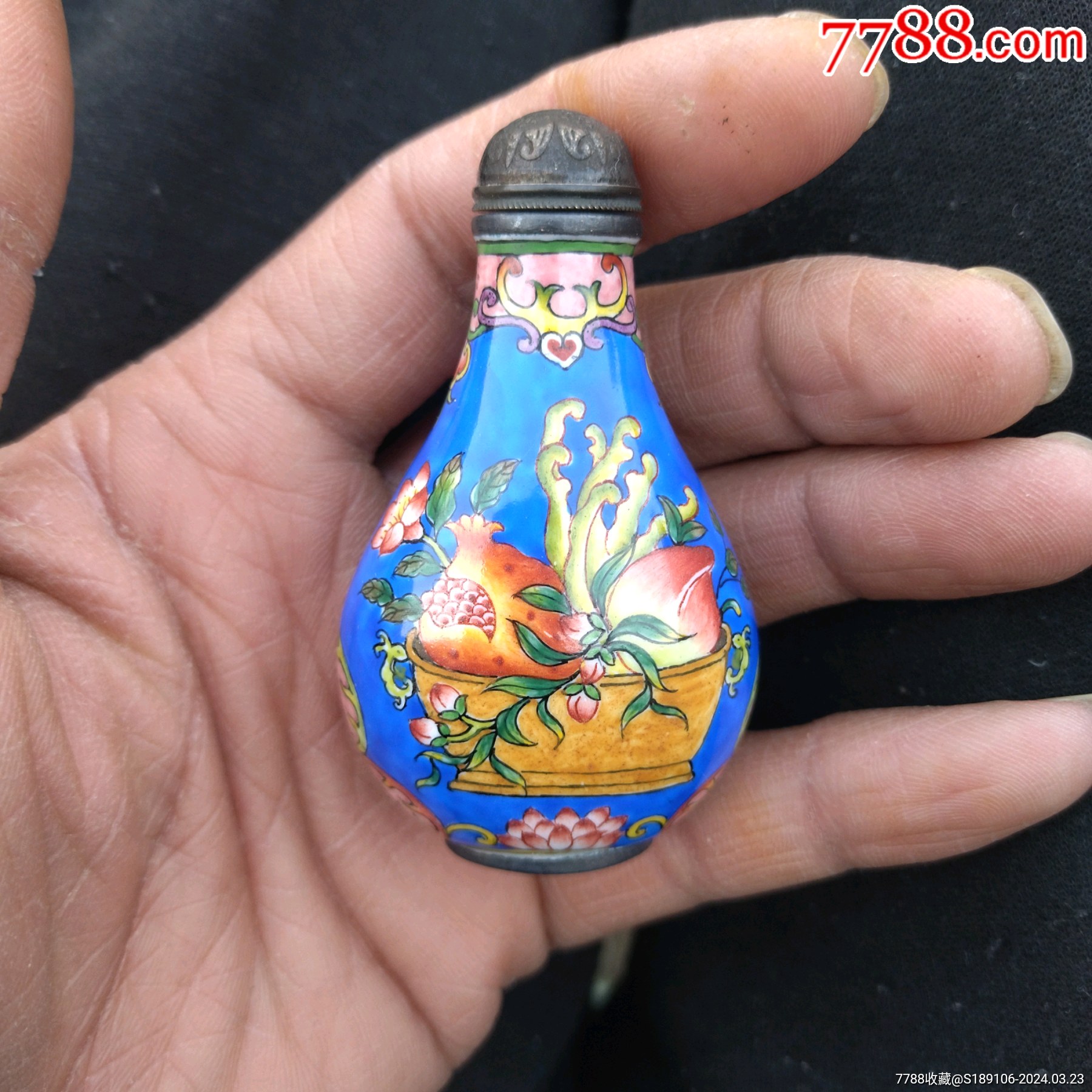 珐琅彩鼻烟壶_旧鼻烟壶_古玉轩藏品【7788红宝书】