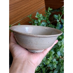 宋代瓷器，细路瓷，龙泉窑，精品瓷，，青瓷碗，带刻花青瓷，靠