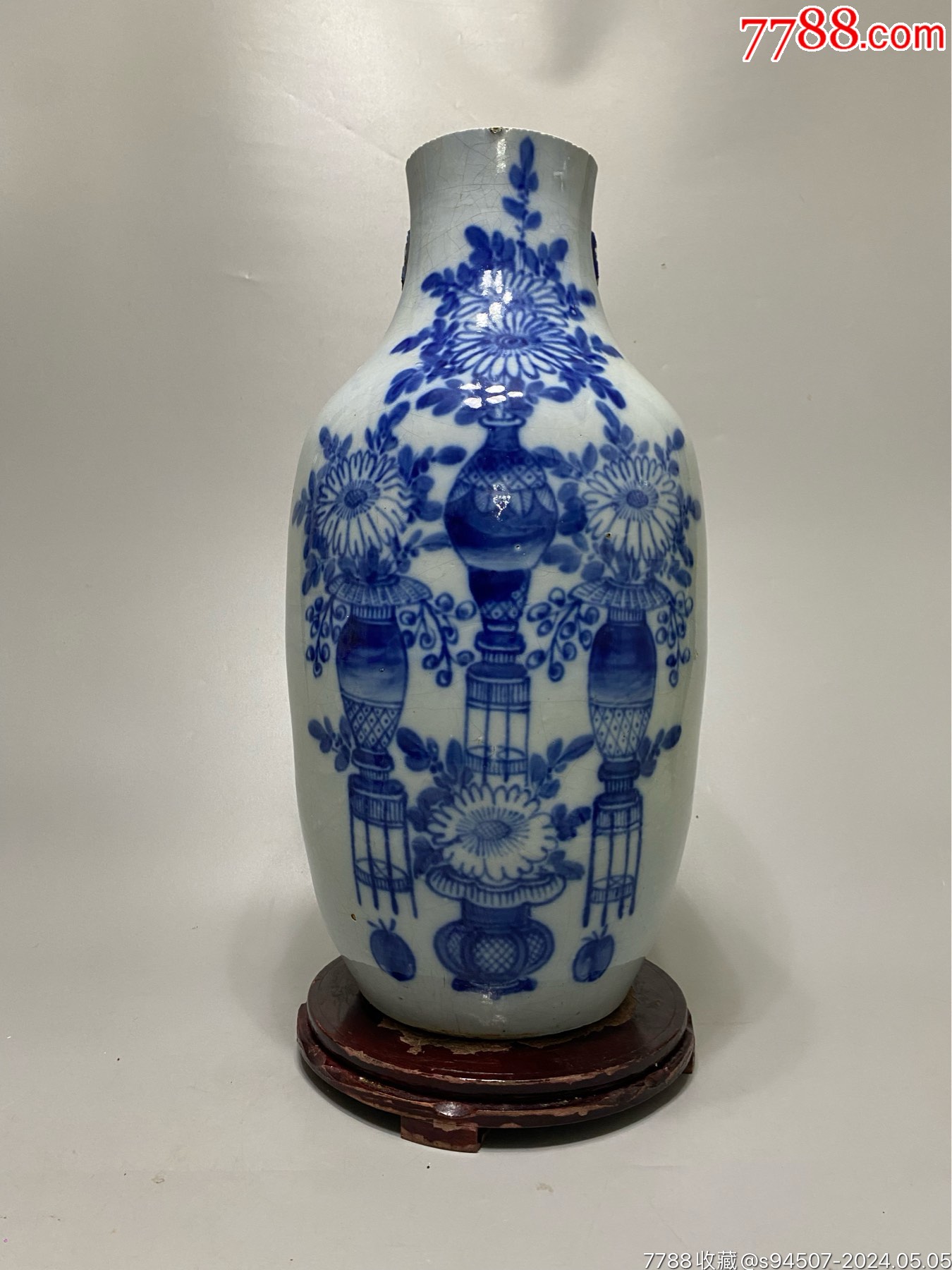 清代北方青花博古大瓶一只。口残掉耳。其余完好诚信老店,明码实价,所有物品全部_青花瓷_诚信通天下【7788收藏__收藏热线】