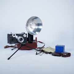 1980年代怀旧中古凤凰205旁轴135胶片胶卷相机带皮套快门正常摆件