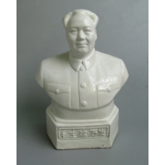 六、七十年代毛主席德化白瓷像-￥580 元_单色白瓷_7788网