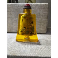 清代:内画周乐园。鼻烟壶。琉璃工艺。东西传世多年。包浆浑厚