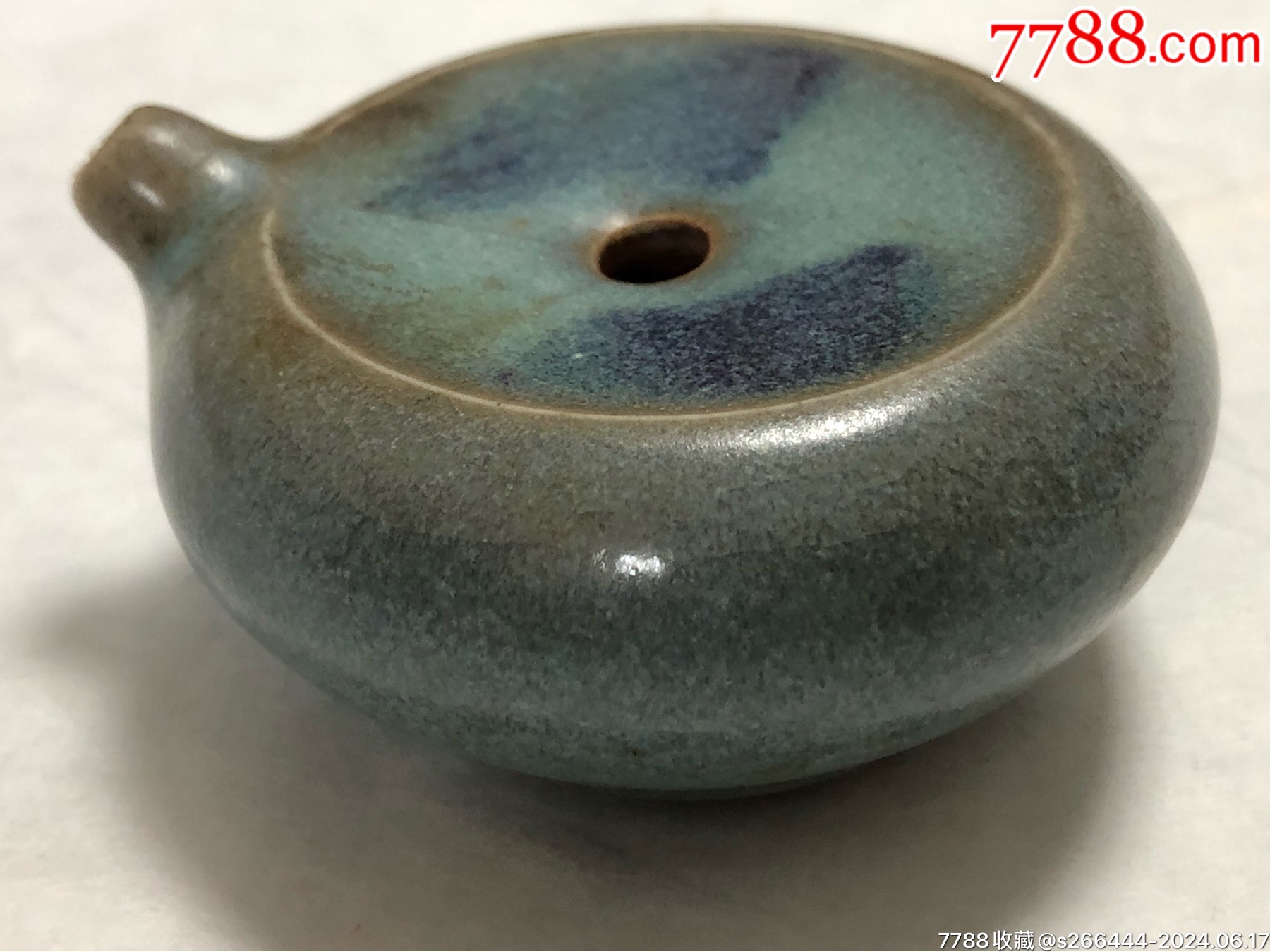 鈞窯花生 钧窑玫瑰紫釉海棠式花盆- 故宫博物院