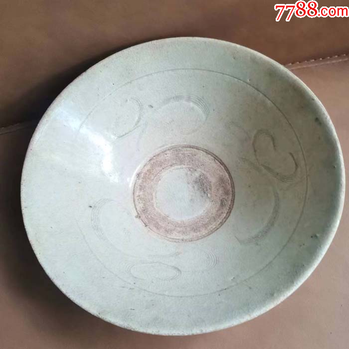 中国宋時代　影青陰刻　茶碗　直径12.2㎝　トヒオ　東な7-0703⭐︎2F 中国宋時代 影青陰刻 茶碗 直径12.2㎝ トヒオ 東な7-0703⭐︎2F