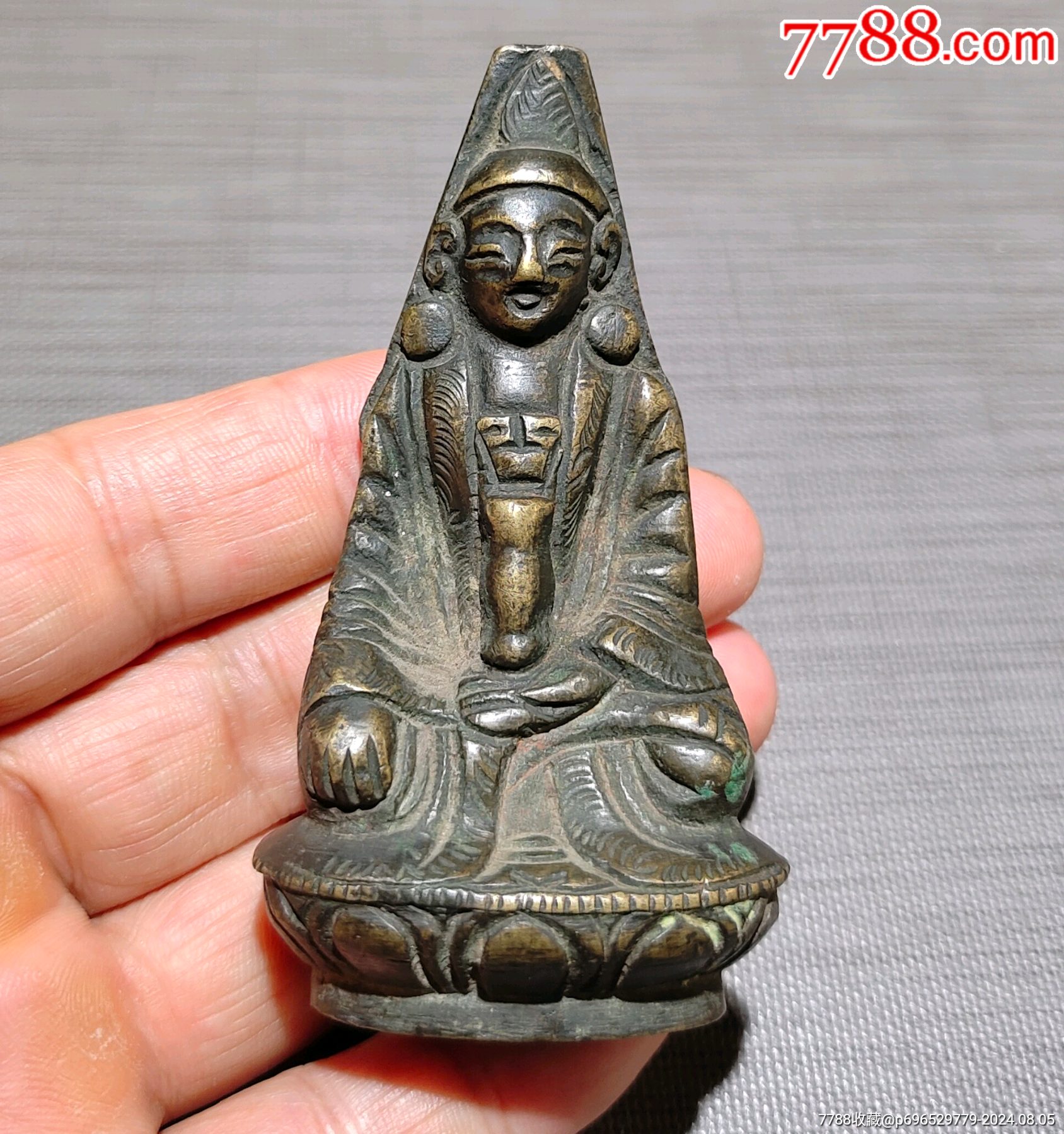 清代"风帽观音菩萨"铜造像