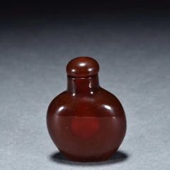清代天然白水晶鼻烟壶规格：高8cm宽4.8cm重88.2g，整料天然水晶