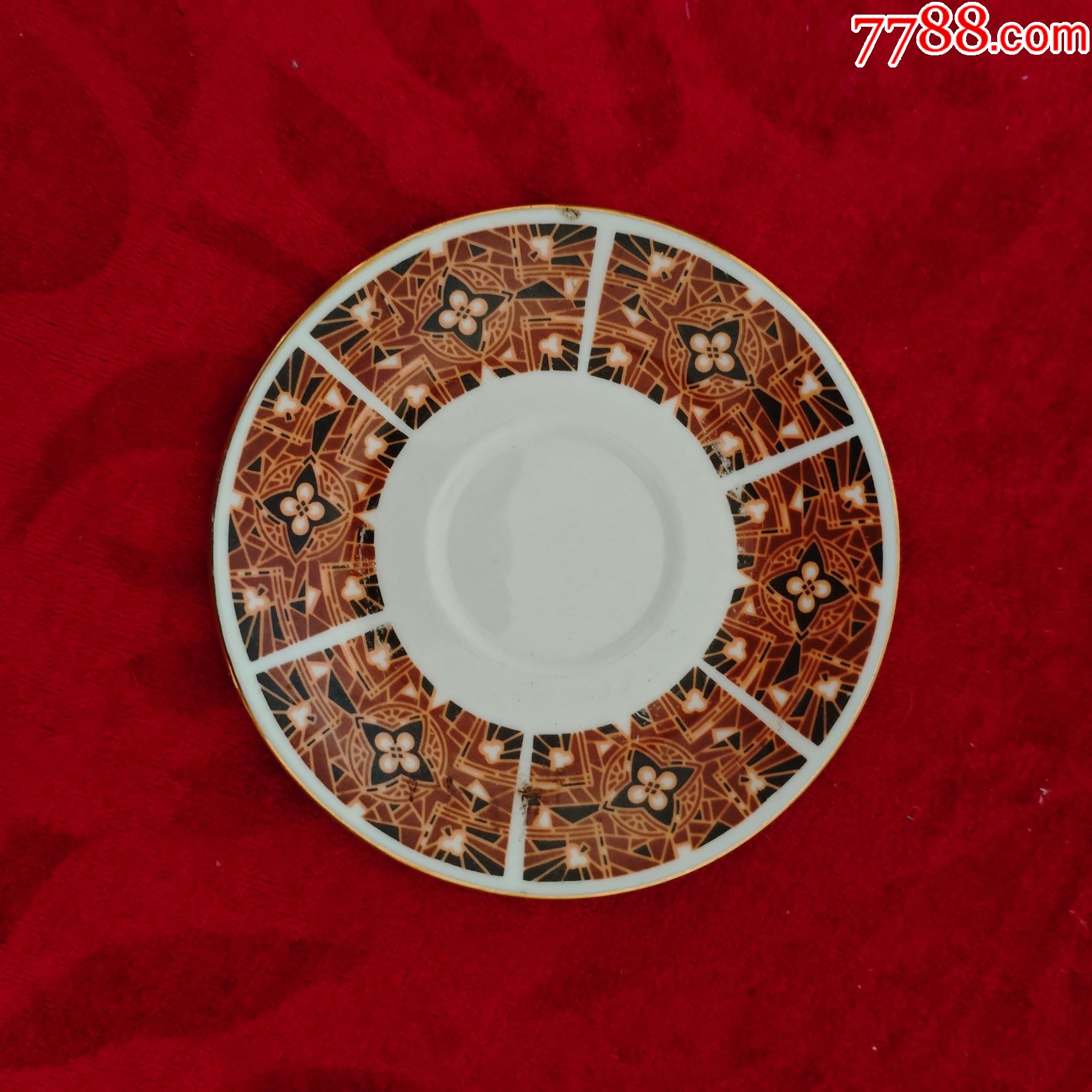 【碟盘收藏】madeinchina底款咖啡色菱形星星图组合装饰小蝶盘-价格:5元-se102267519-碗/盘/碟-零售-7788收藏__收藏热线