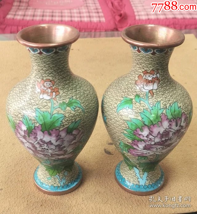 六七十年代时期掐丝景泰蓝花瓶，牡丹图-景泰蓝/珐琅-7788旧书网