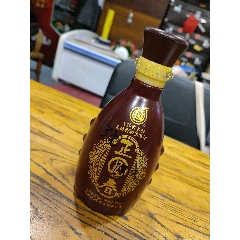 15年老酒，正圓春酒，兼香型白酒，42度500ml，產(chǎn)地：吉林