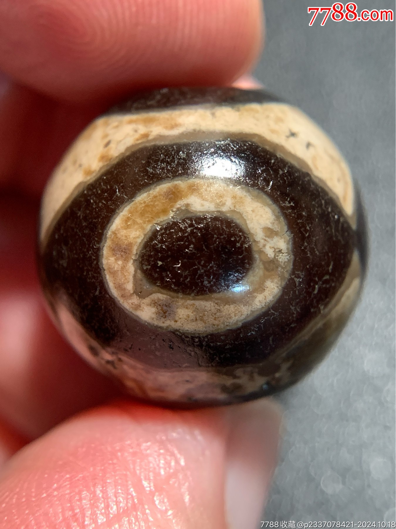 希少 天珠】三色八線天珠 良質紅玉 ブレス dzibeads 小天珠 A至純天珠