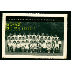 1982年上海第一医学院幼儿园大班离园