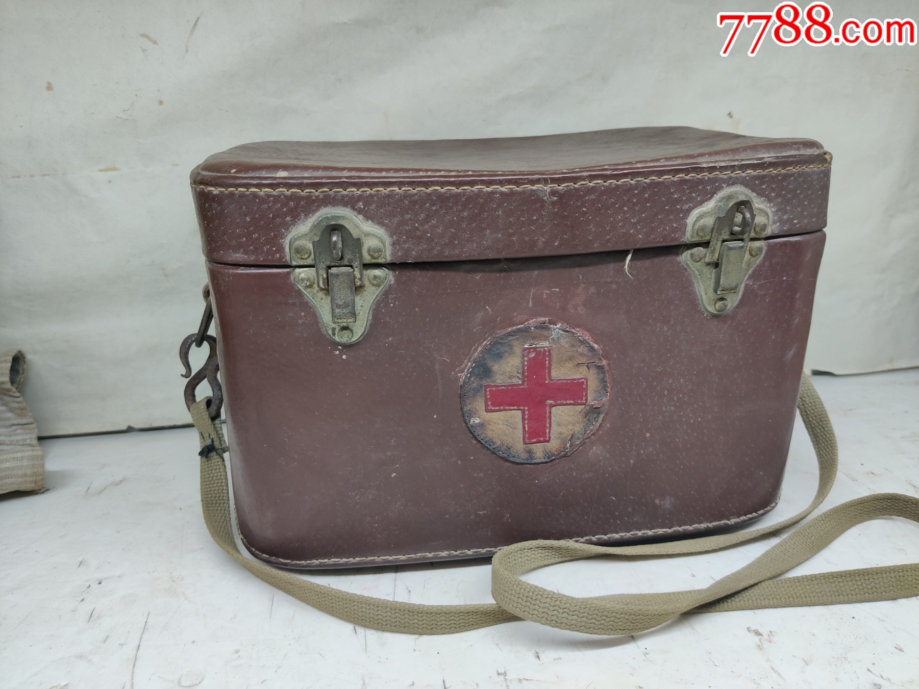 旧日本軍 獣医行李第二号 軍馬 騎兵連隊 軍医 実物 鯖江連隊 陸軍中尉所持品 0707133440_686b4e600d525.jpg
