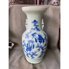 清代中期豆青釉青花高加白“刘海撒金钱”大花瓶-青花瓷-7788红宝书