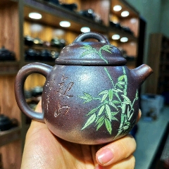 公堂清倉宜興原礦高溫段泥紫砂壺柴燒茶壺270cc泥繪竹葉刻繪_新匯創(chuàng)億商行