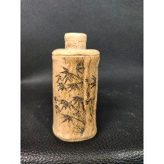 骨雕鼻烟壶_鼻烟壶_图片价格_收藏价值_7788落地钟收藏