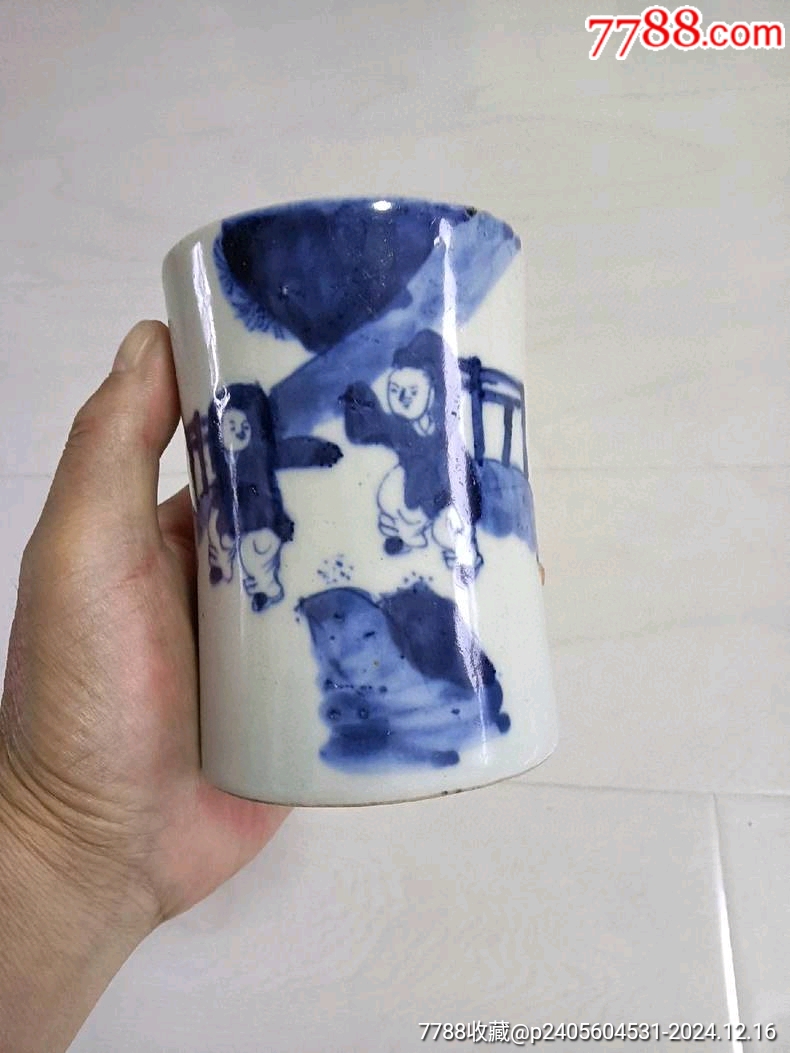 古玩旧藏光绪人物青花瓷笔筒