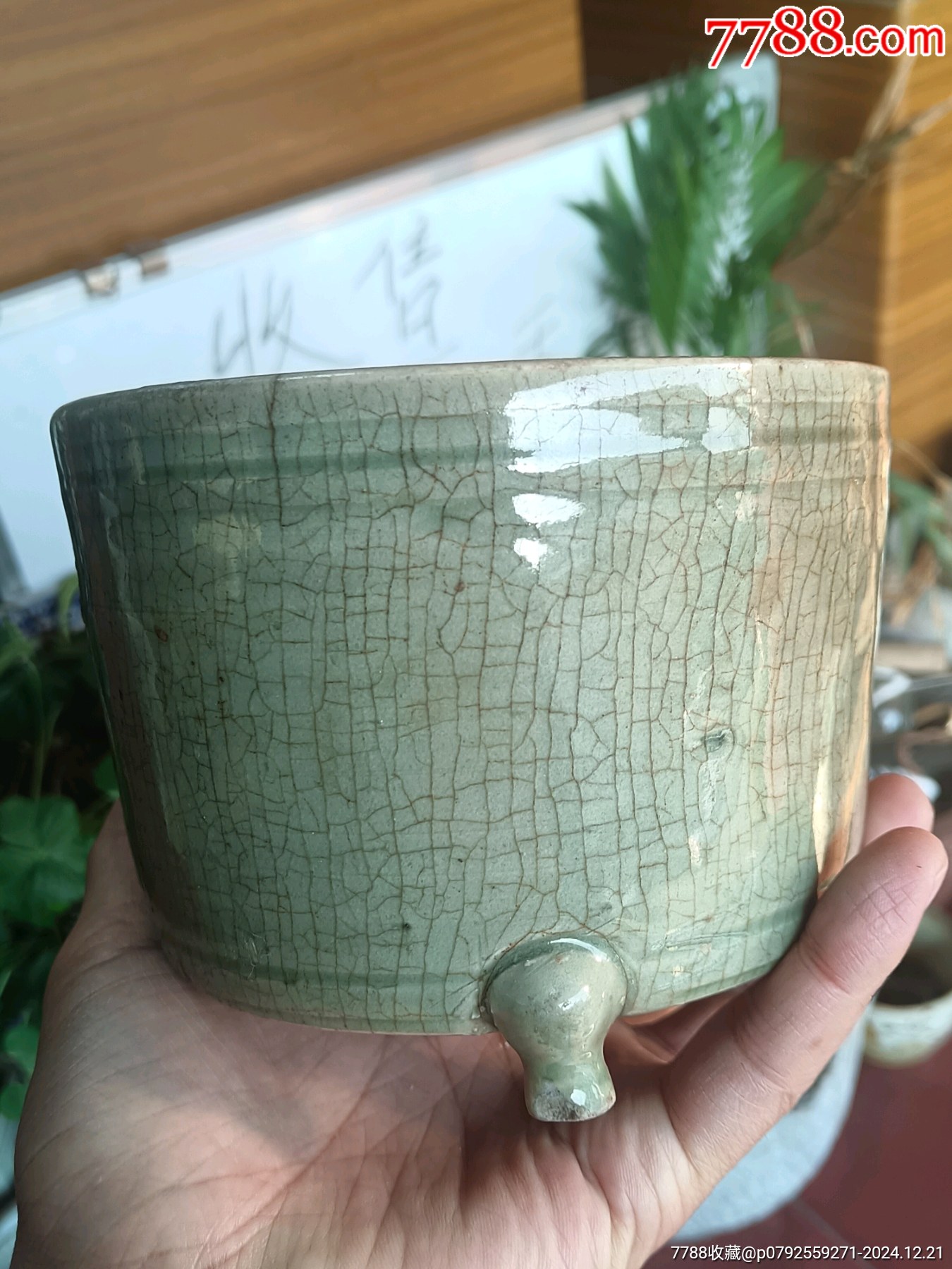 明代，龙泉窑香炉，明龙泉标准器，龙泉青瓷，釉水肥厚，非常漂亮