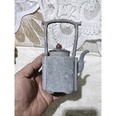 精美錫壺方錫壺，尺寸看手掌大小，有點磕碰，_聚鑫院