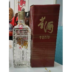 保真出售假一賠十：96年方瓶董酒54度已鑒定酒滿品相好1瓶