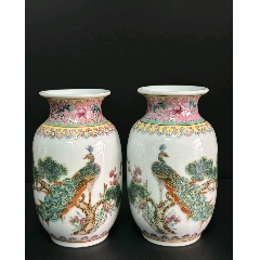 解放初567粉彩花鸟牡丹小赏瓶，品相全品，做工精美，画工细