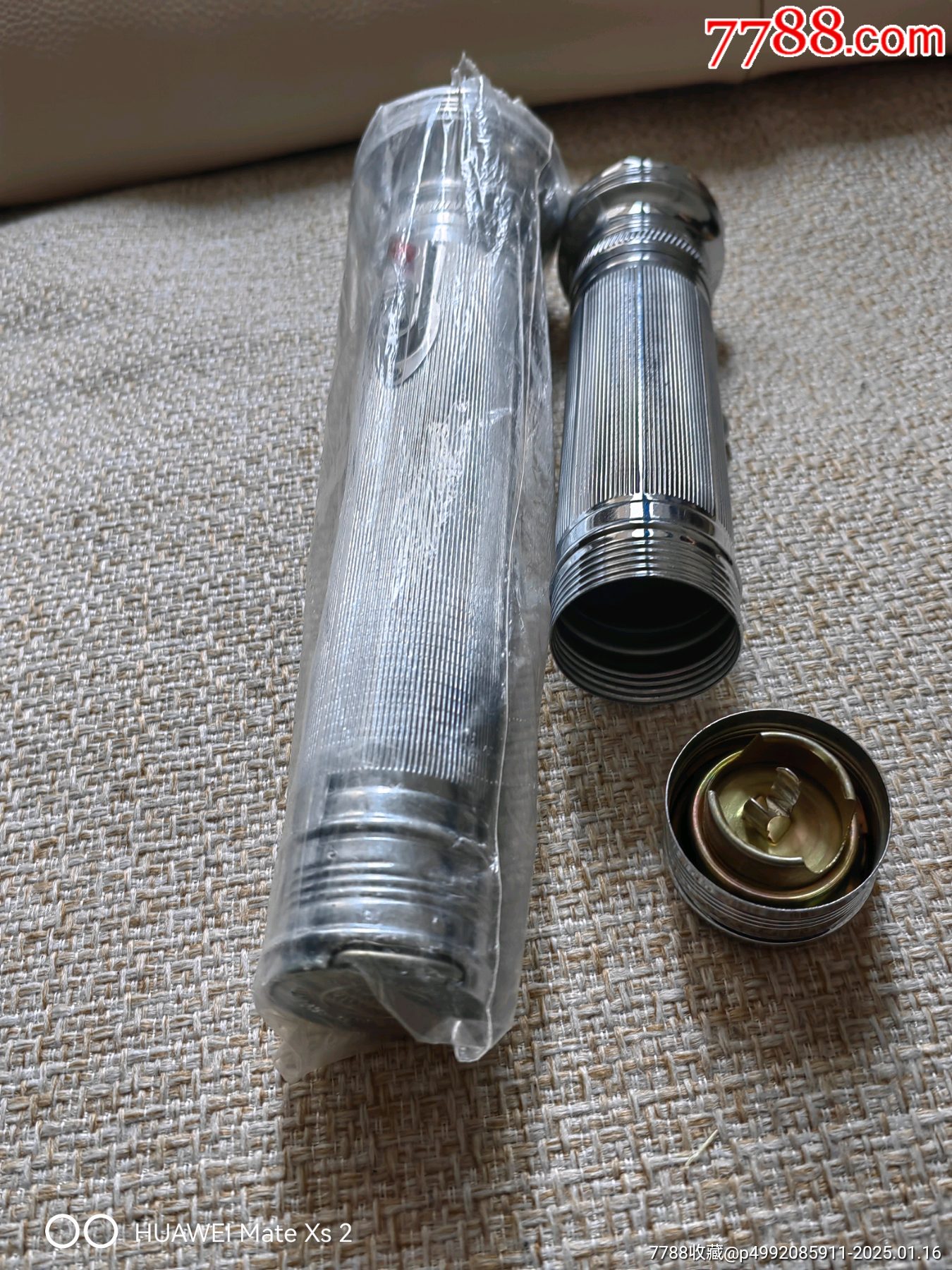 燈泡手電筒，80年代鐵皮手電筒_價(jià)格120元【曇花一現(xiàn)店】_第1張_7788收藏__收藏?zé)峋€
