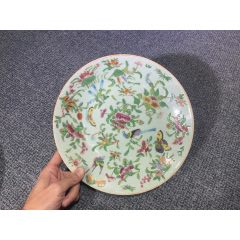 L0177清中期粉彩蝶恋花豆青釉盘_旧瓷器_喜堂古玩收藏【7788红宝书】
