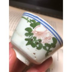 民國時期花卉圖案茶杯