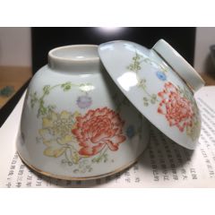 清末民初精品粉彩花卉蓋碗