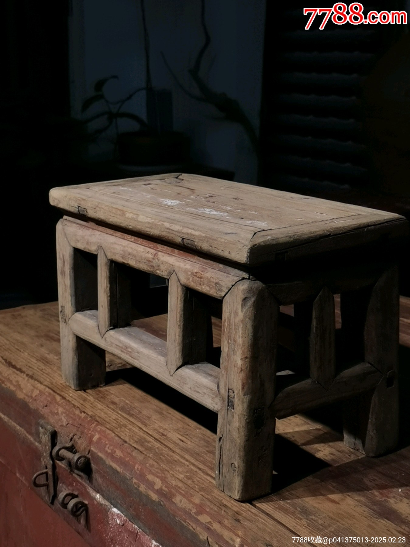 匠人純手工侘寂風(fēng)木制小板凳干泡小茶臺(tái)底座擺件裝飾件民國(guó)_價(jià)格188元_第1張_7788收藏__收藏?zé)峋€