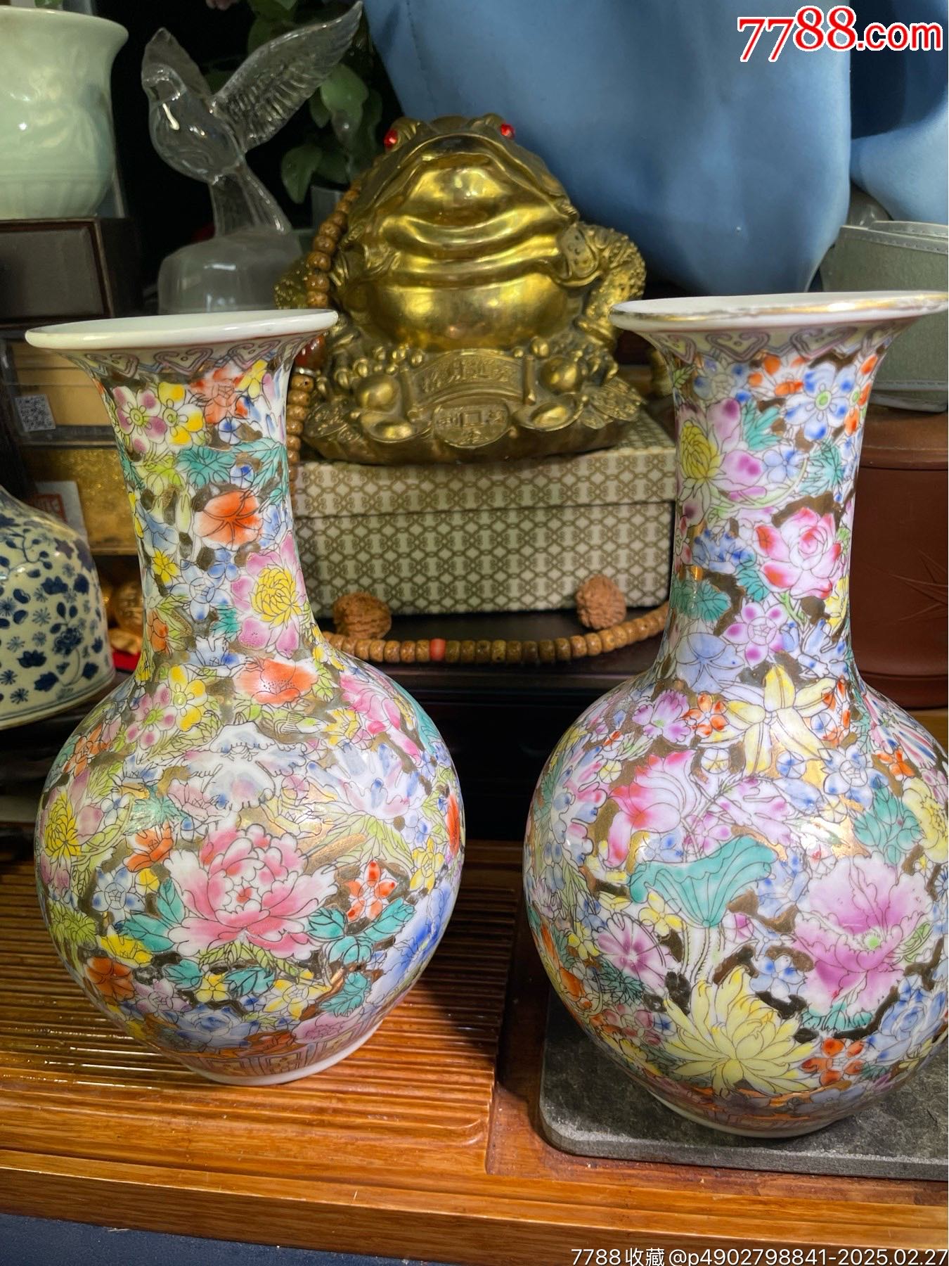 是中国传统制瓷的珍品：“大清乾隆年制”款粉彩开窗富贵缠枝牡丹纹