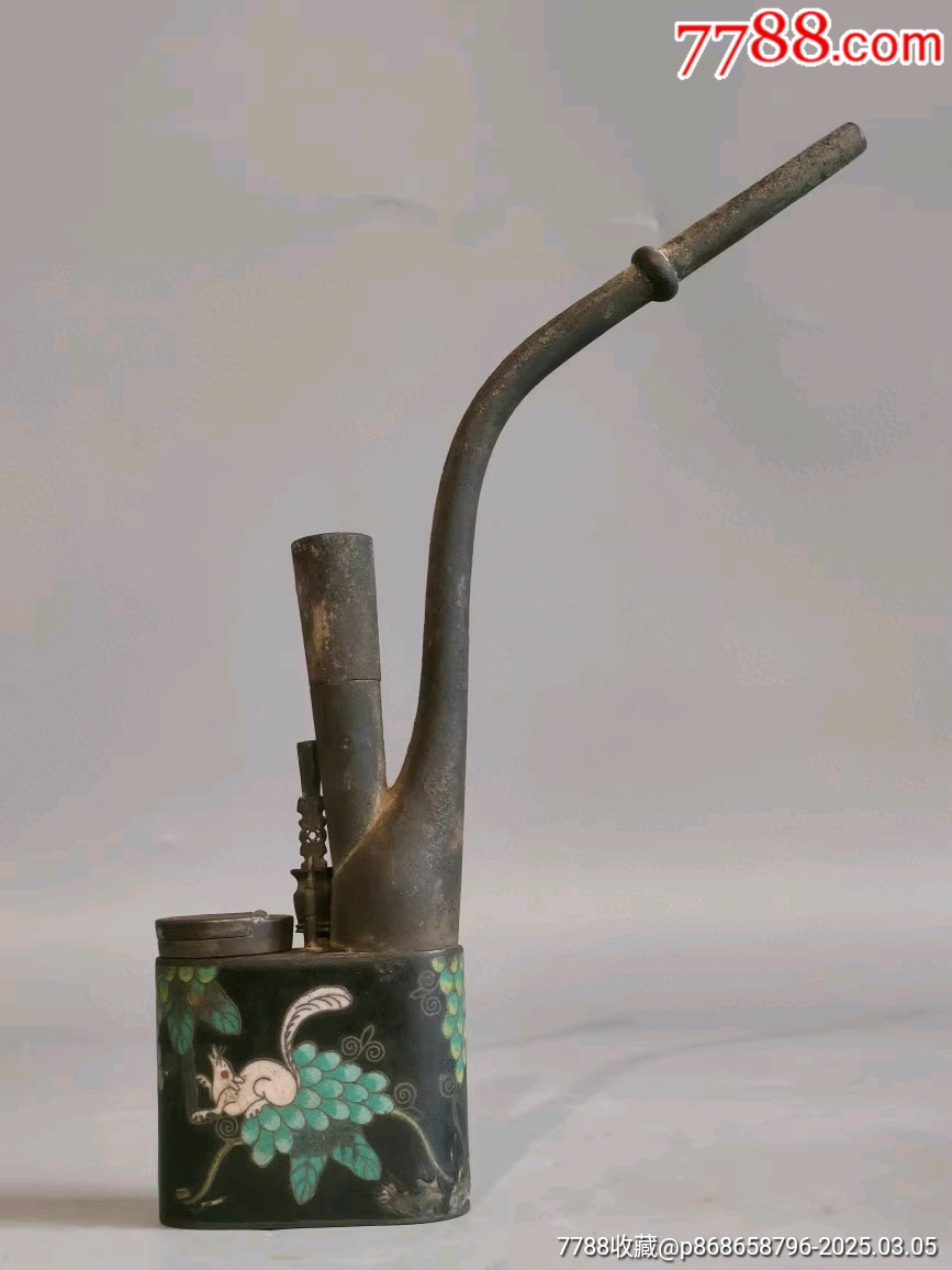 人気新品入荷 古玩旧藏铜胎珐琅彩水烟袋-铜杂件-7788红宝书 コレクション
