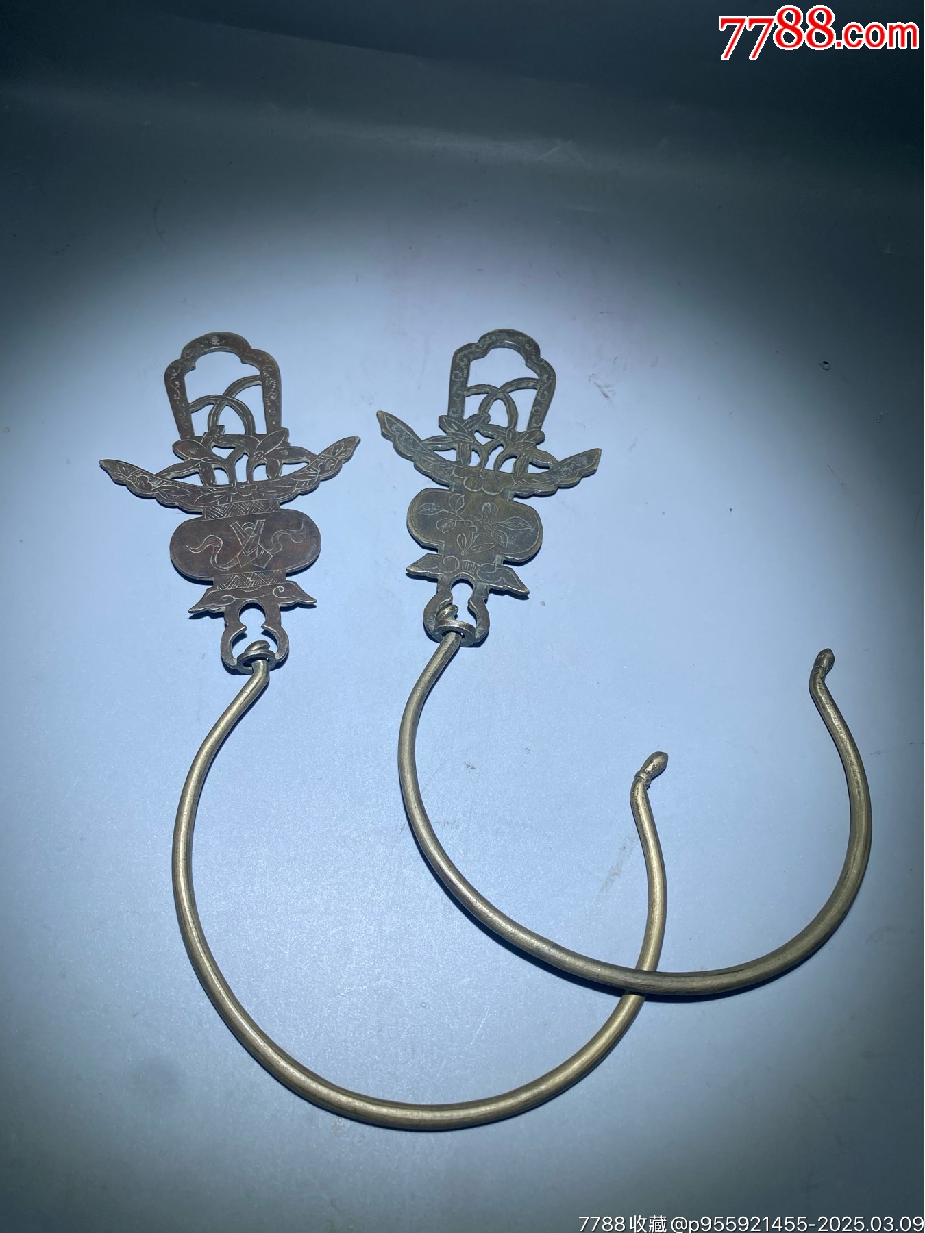 特价帐勾两个，暗八仙花卉题材，全品，到付不议价-价格:128元-se105544398-铜杂件-零售-7788收藏__收藏热线