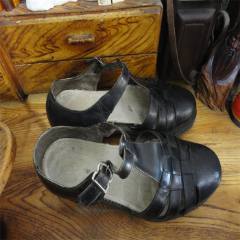 上世纪80年代外国品牌皮鞋男士休闲皮鞋民俗老物品