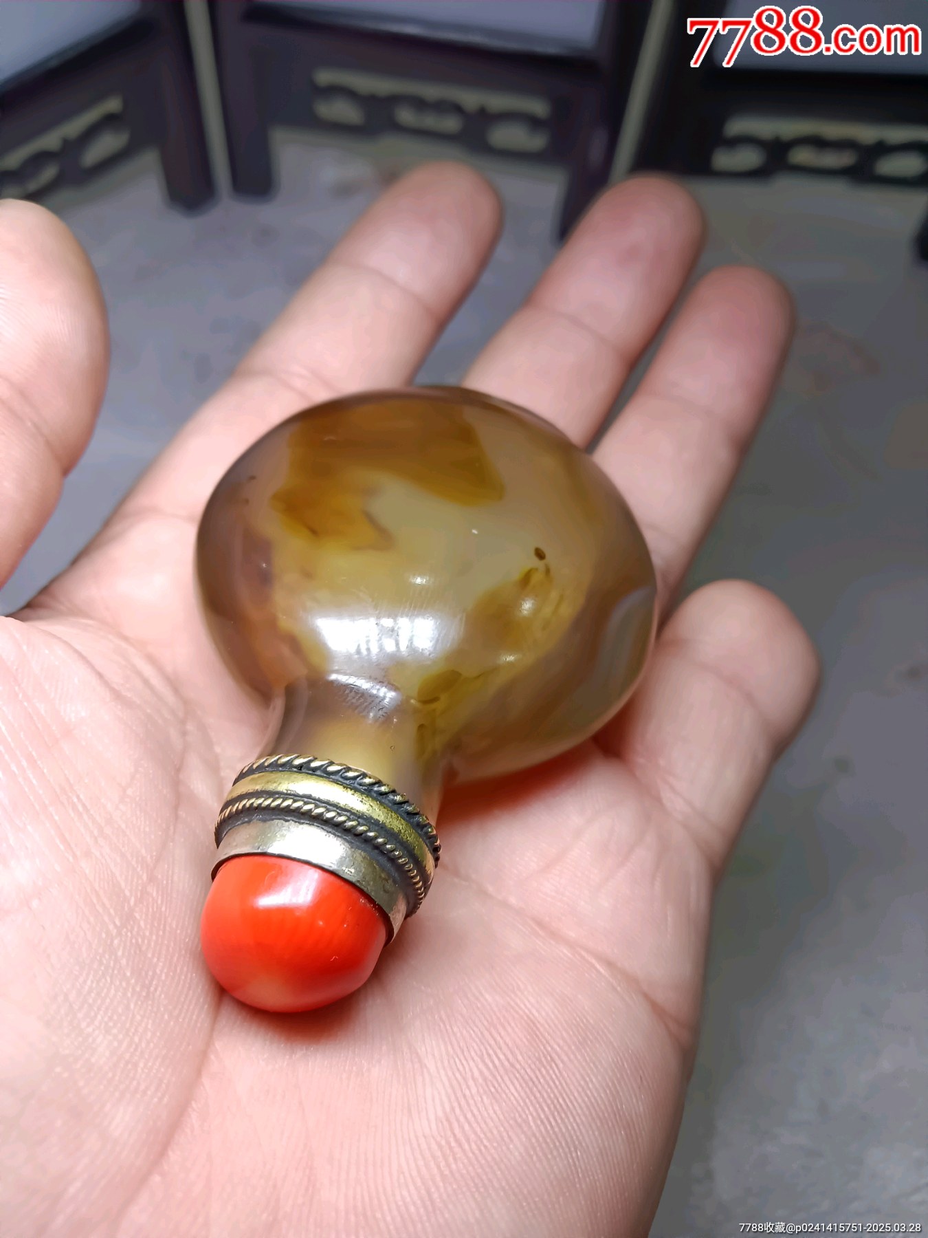 玛瑙鼻烟壶清代内堂好漂壶玛瑙闻烟壶器型漂亮少数民族传统蒙古族_鼻烟