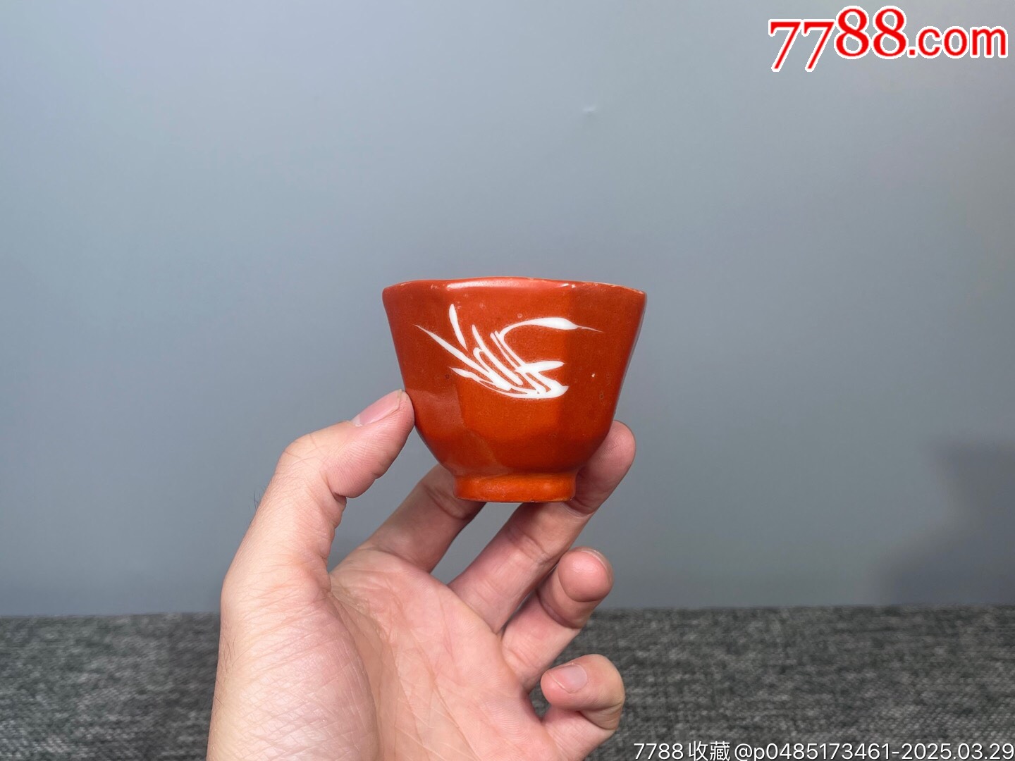 中国　同治年製款　粉彩　螽斯柘榴文　八角煎茶碗　五客　時代箱付　M　R6249E 中国 同治年製款 粉彩 螽斯柘榴文 八角煎茶碗 五客 時代箱付 M