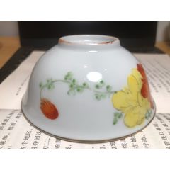 清末民初粉彩美品花卉碗