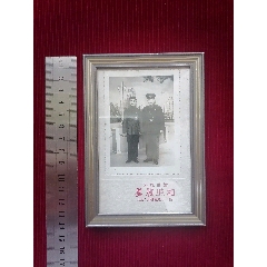 50年代【警察兄弟合影／連框】～公私合營／美麗照相／上海黃陂南路八一二號(se106333804)_斯求之家