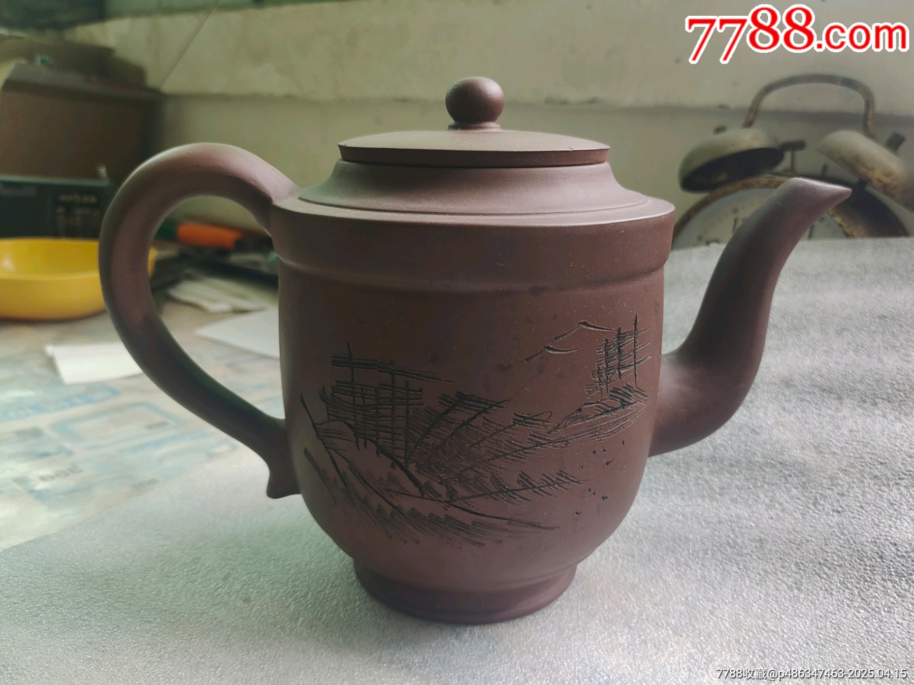 明月松间照，紫砂大茶壶（有几十年时间，名家制作，是真紫砂，那时候还