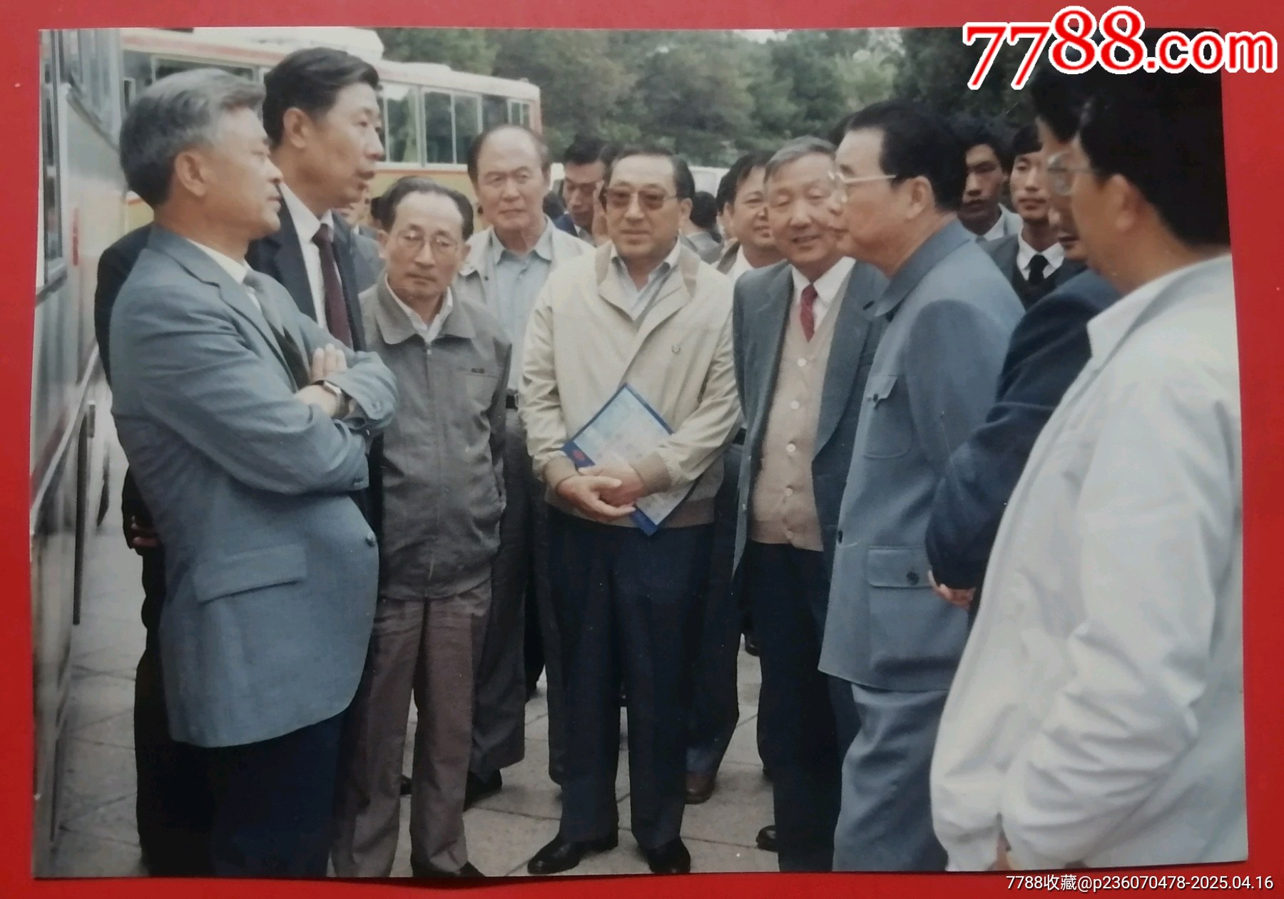 李鹏.李岚清视察沈阳金杯汽车公司,金杯总经理赵希友陪同.省市李长春闻世震武迪生_老照片_作品欣赏_收藏价值_7788字画网