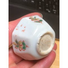 清朝時期粉彩八邊形瓷杯