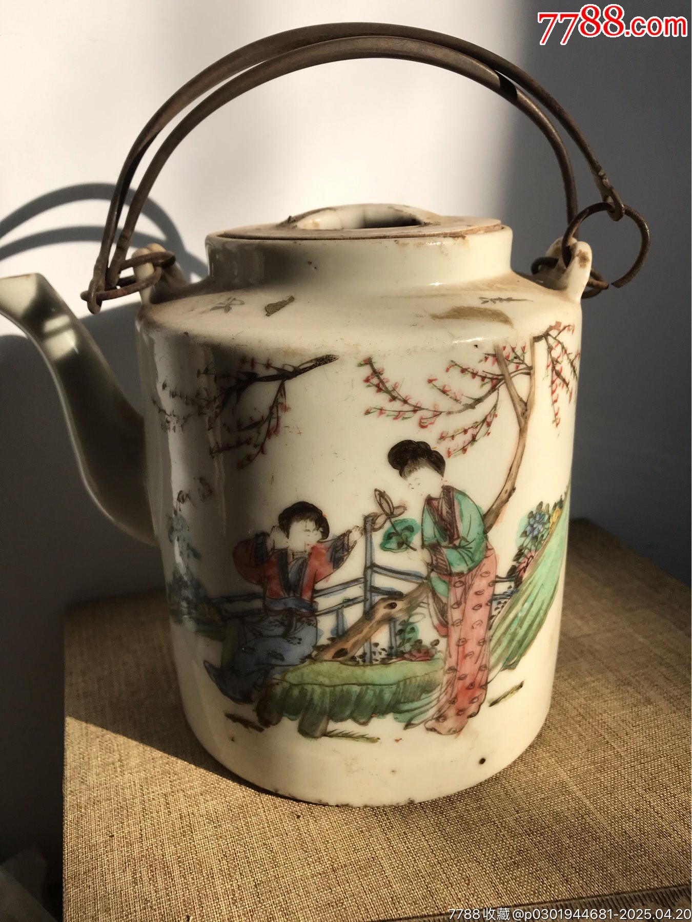 旧家蔵出『清 緑地人物童子嬰戯図壺 雍正年製款 共箱』陶芸