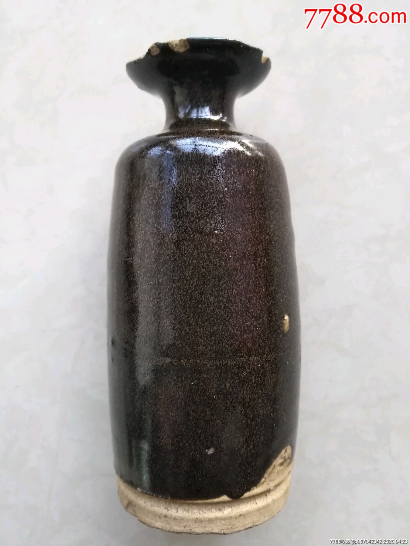 造型優(yōu)美黑釉瓷瓶_價(jià)格600元【鞏昌雄鎮(zhèn)】_第2張_7788收藏__收藏?zé)峋€(xiàn)