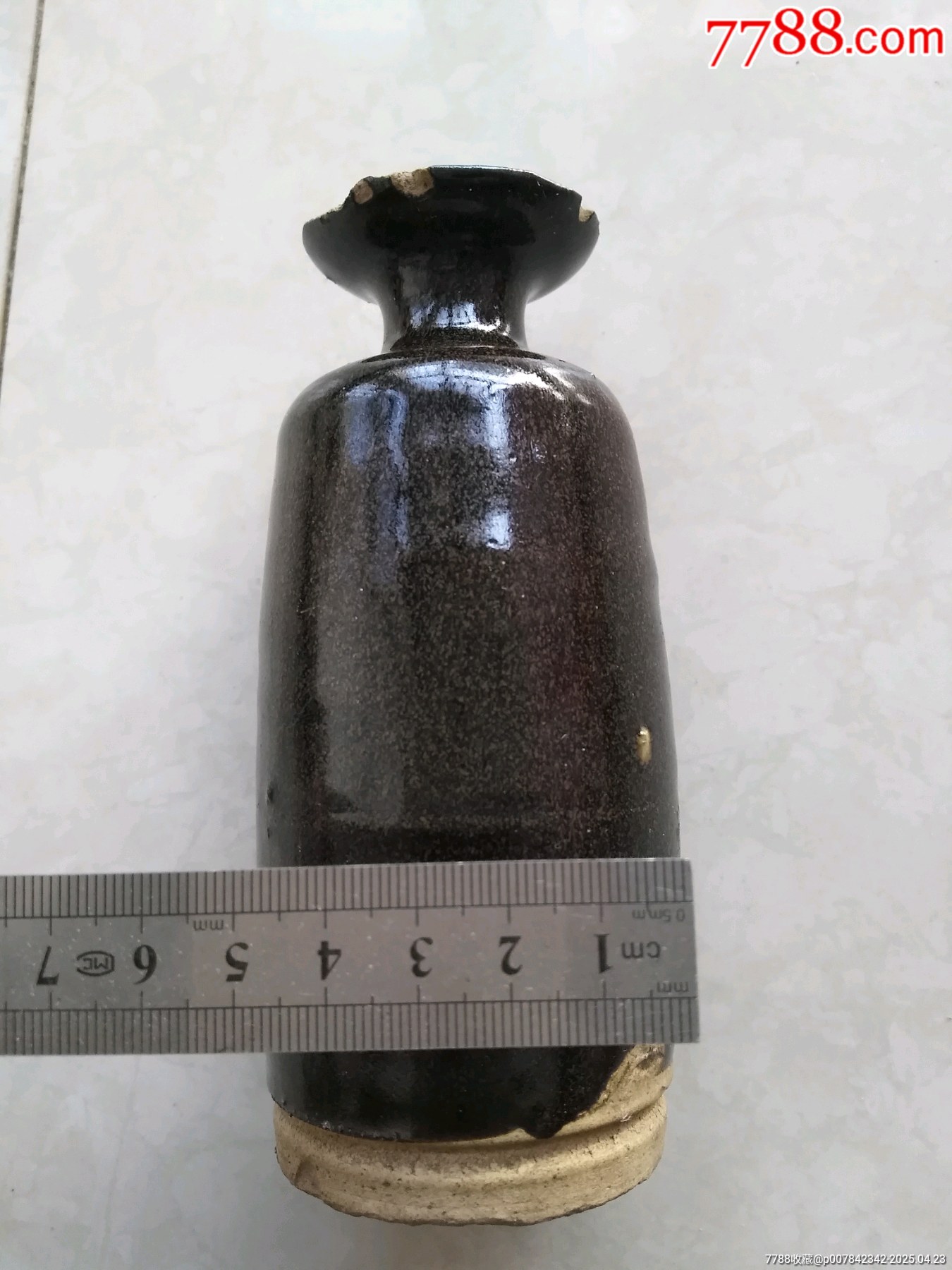 造型優(yōu)美黑釉瓷瓶_價(jià)格600元【鞏昌雄鎮(zhèn)】_第3張_7788收藏__收藏?zé)峋€(xiàn)