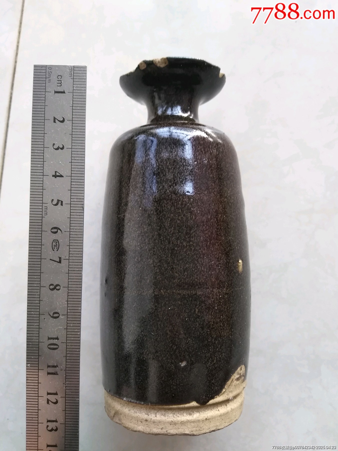 造型優(yōu)美黑釉瓷瓶_價(jià)格600元【鞏昌雄鎮(zhèn)】_第4張_7788收藏__收藏?zé)峋€(xiàn)