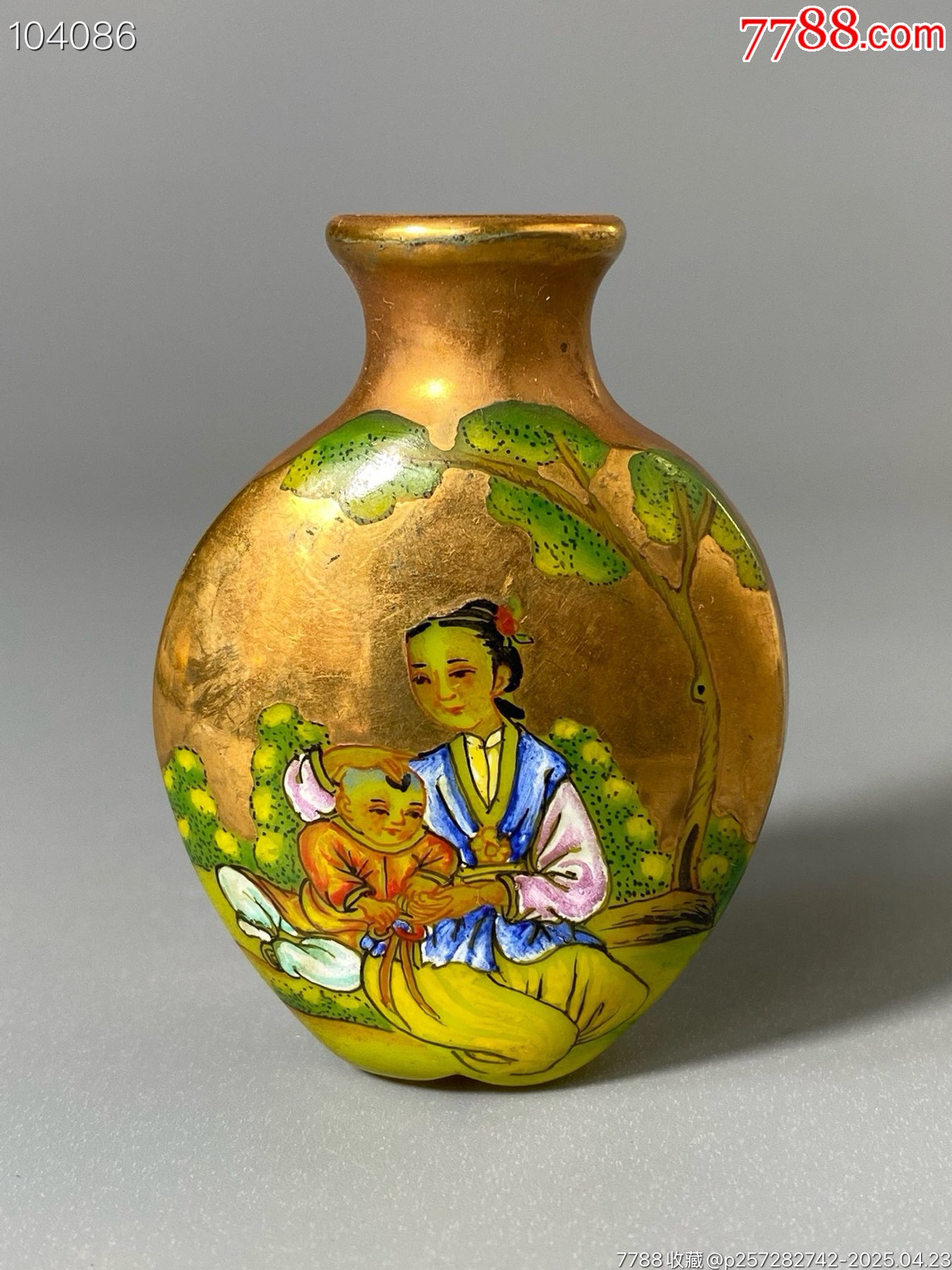 鼻煙壺 中國美術 琉璃 雞油黃 時代（清末〜民国） 鼻煙壺 中國美術 琉璃 雞油黃 時代（清末〜民国