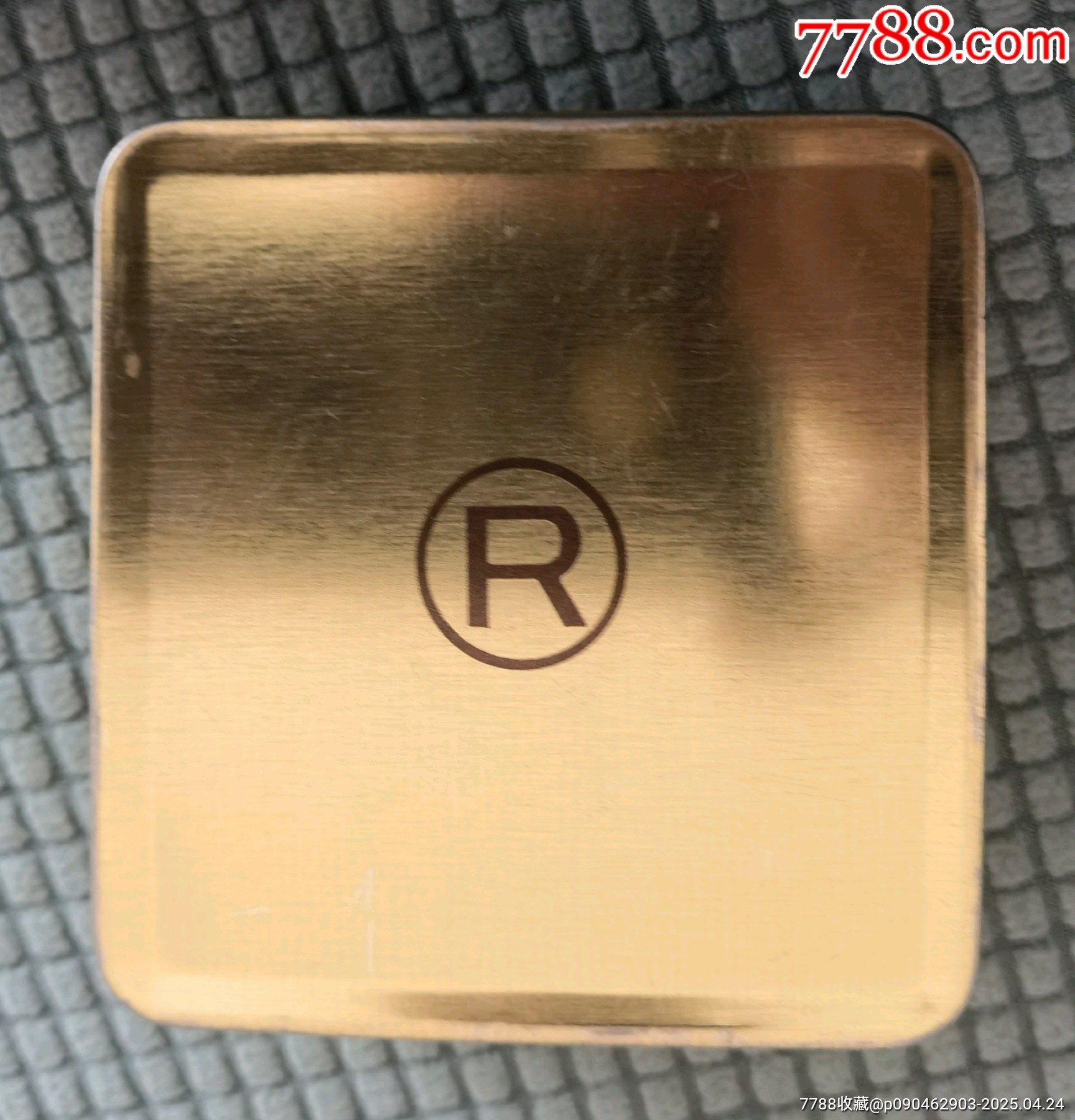 懷舊老鐵皮煙盒，一組兩盒，分別是小熊貓和黃果樹品牌的過濾嘴香煙盒。云南會澤卷煙廠_價格180元【曇花一現(xiàn)店】_第3張_7788收藏__收藏熱線