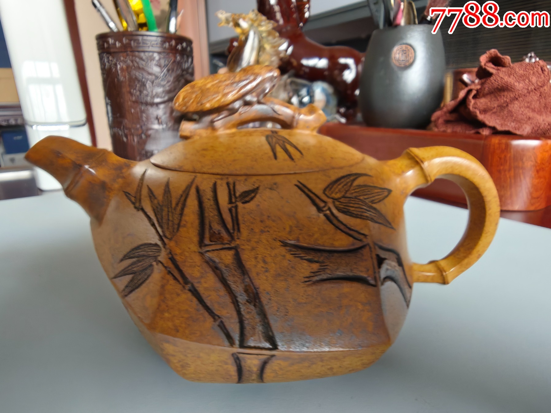 新品*【乳丁壺· 古南街】紫泥雕刻紫砂茶壺– Cha-Tailor Tea