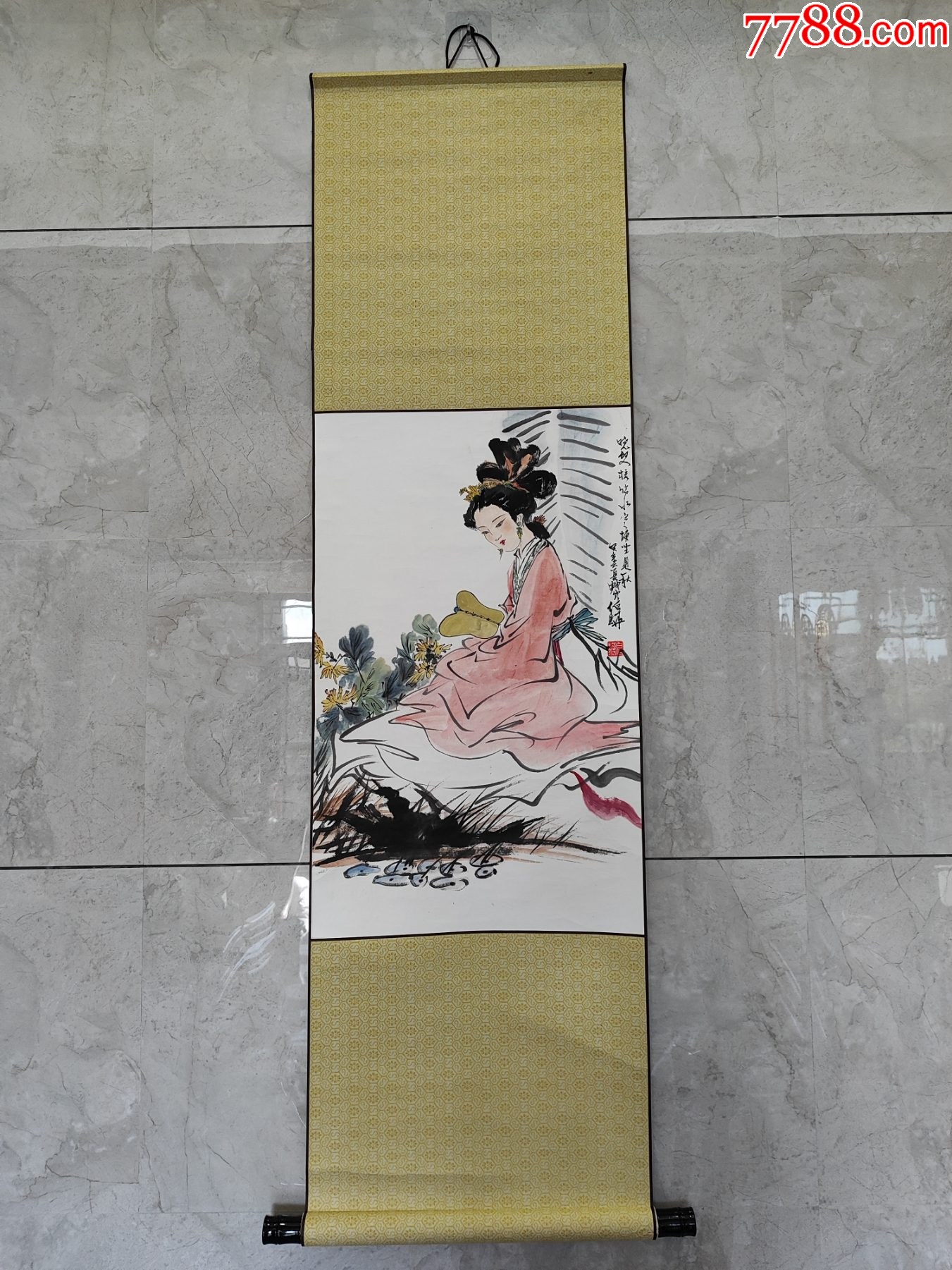 1944號(hào)卷軸國(guó)畫寫意人物芭蕉仕女執(zhí)扇仕女畫心64×40cm作者：白伯驊_價(jià)格38900元【呈祥書畫苑】_第1張_7788收藏__收藏?zé)峋€