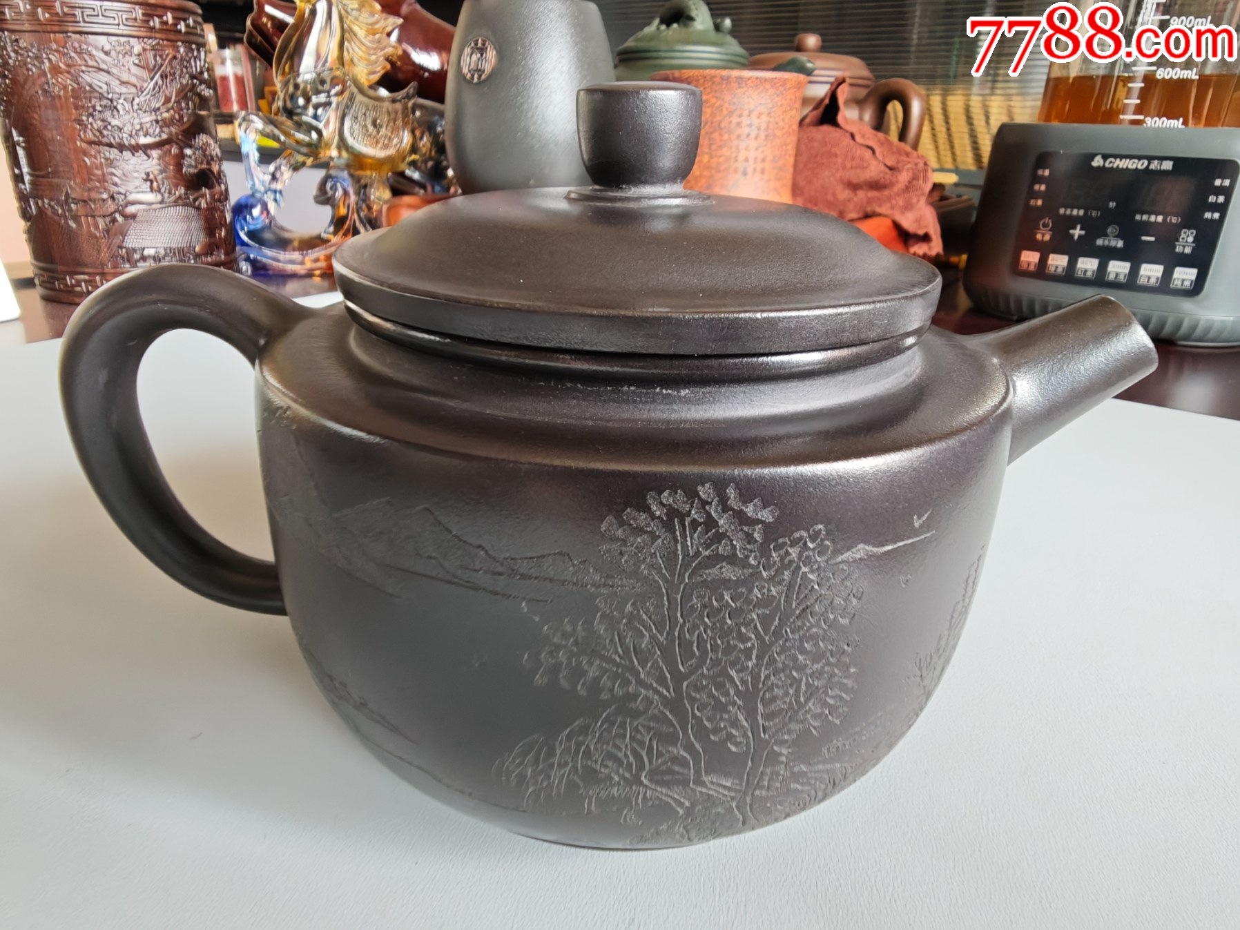 山水德钟紫砂壶-紫砂壶-7788红宝书