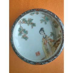 中国古美術 粉彩小杯；W43